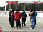Briefing in the winter conditions at the Poznań circuit