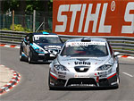 One of the battles of the early laps of the Sunday race at Pau