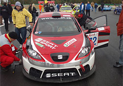 SEAT TDI, on the starting grid of the 'Epilog' race at the Brno circuit
