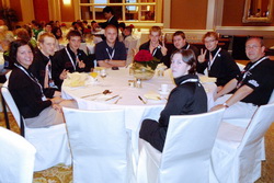 Michal Matějovský s týmem Speed Performance Show při slavnostní nedělní snídani v Singapuru
