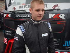 Michal Matějovský před závodním tahačem týmu MKR Technology během testování v Mostě