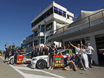Tým Křenek Motorsport oslavuje skvělé výsledky v letošní sezóně