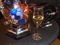 Ceny pro Michala Matějovského - Eurosport Events Trophy & the FIA Trophy - za 1. místo ve FIA ETCC 2015, kat. super 2000 (TC2)