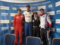 Michal Matějovský spolu s dalšími vítězi jednotlivých tříd v kvalifikaci na první závody FIA ETCC 2015 na okruhu Hungaroring