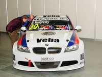 Návštěvníci vystavy RYCHLA KOLA měli možnost zblízka se seznámit letošním vozem BMW 320si Michala Matějovského