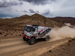 Kolomý vítězí ve 3. etapě Rallye Dakar