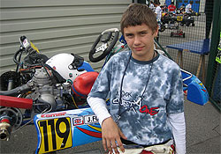 Jiří Forman se svým strojem (Top Kart-Comer-Dunlop; Essay, 14.7.2007)